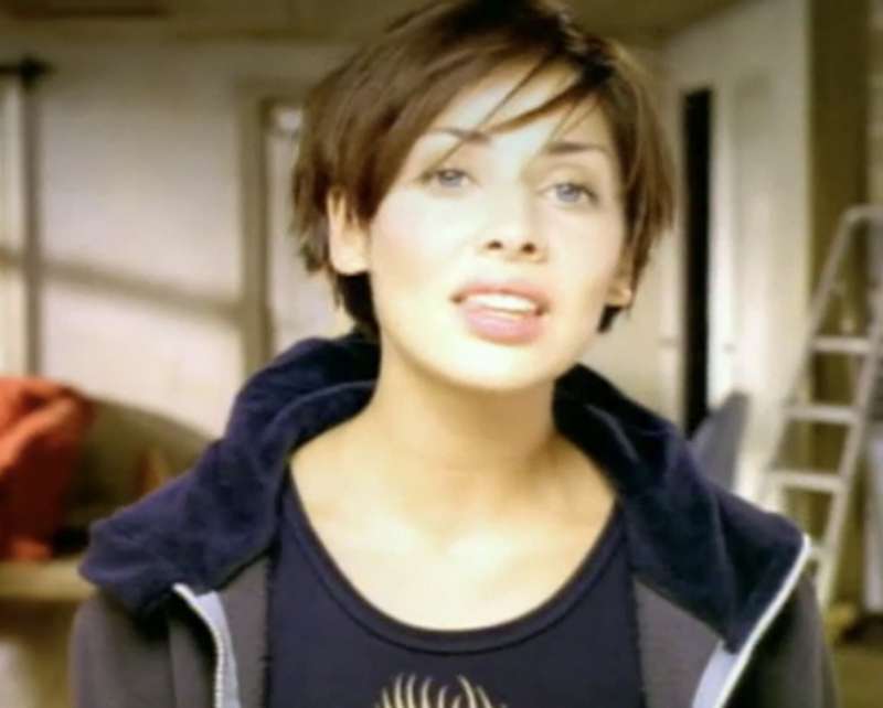 natalie imbruglia nel video di torn