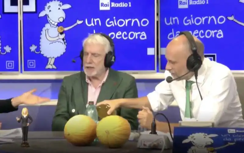 paolo crepet mangia un insalata 10