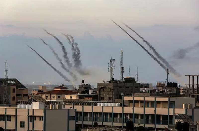 razzi di hamas su israele 13