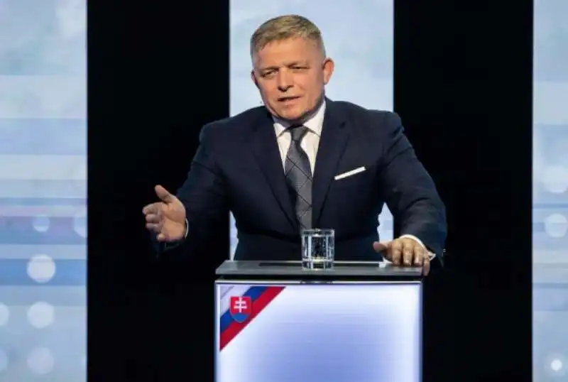 robert fico.   