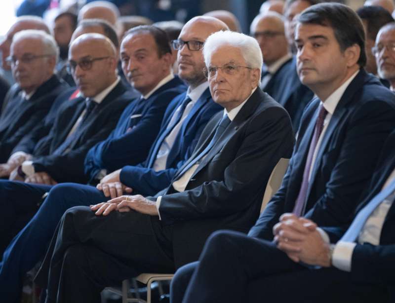 sergio mattarella e raffaele fitto al festival delle regioni di torino