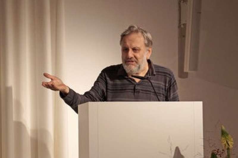 SLAVOJ ZIZEK