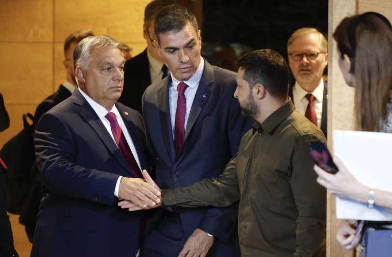 viktor orban pedro sanchez volodymyr zelensky