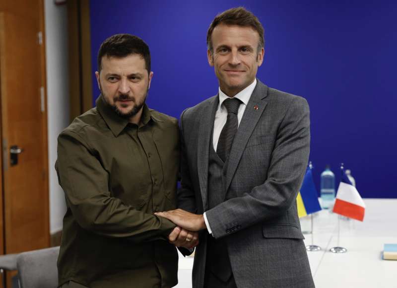 volodymyr zelensky emmanuel macron.