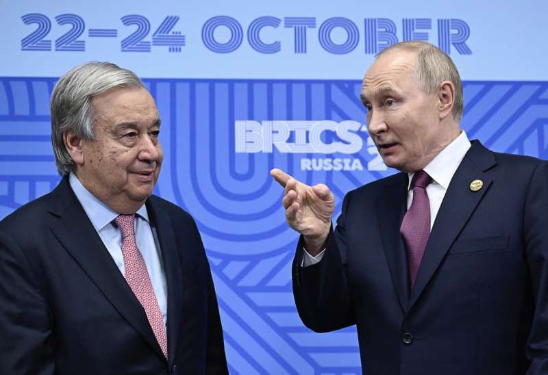 antonio guterres vladimir putin vertice brics 2024 foto lapresse