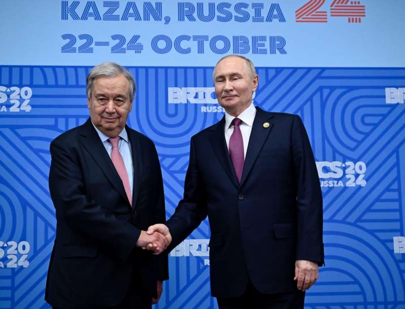 antonio guterres vladimir putin vertice brics 2024 foto lapresse