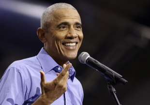 barack obama in un comizio a pittsburgh, pennsylvania