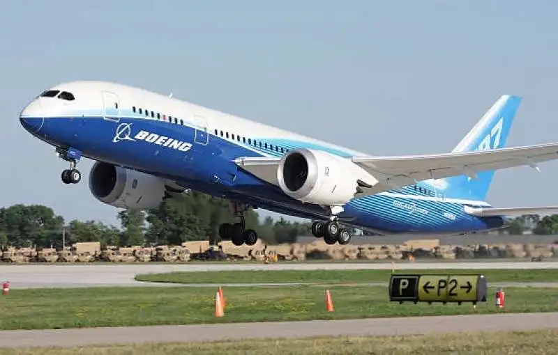 boeing 787 dreamliner  1