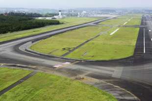 bomba americana all aeroporto di miyazaki 2