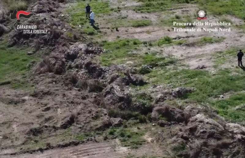 DISCARICA DI RIFIUTI TOSSICI SCOPERTA DURANTE LAVORI PER IMPIANTO FOTOVOLTAICO