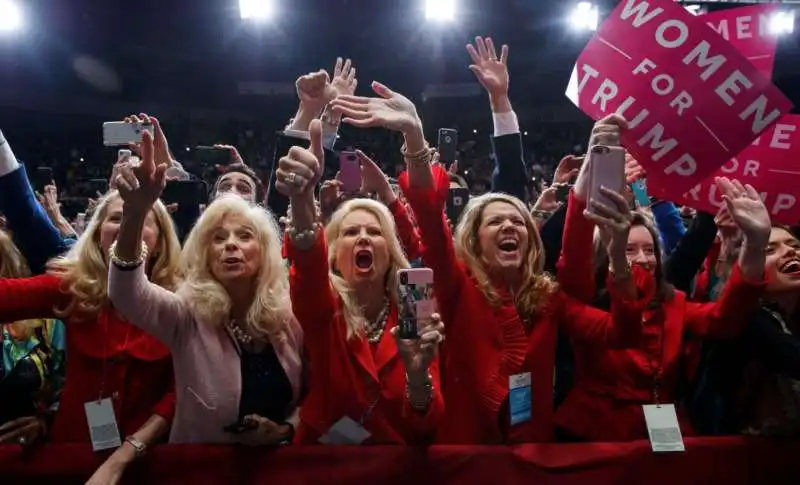 donne bianche che votano per donald trump 7