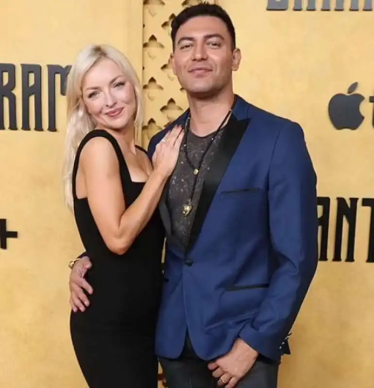 Francesca Eastwood e Alexander Wraith 