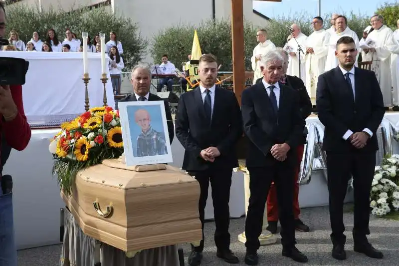 funerale di sammy basso