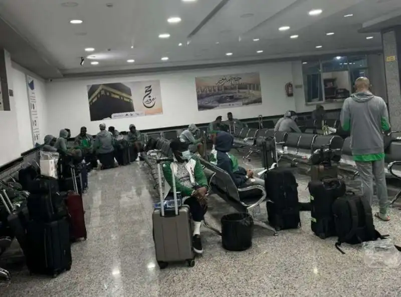 GIOCATORI DELLA NIGERIA BLOCCATI IN AEROPORTO IN LIBIA  