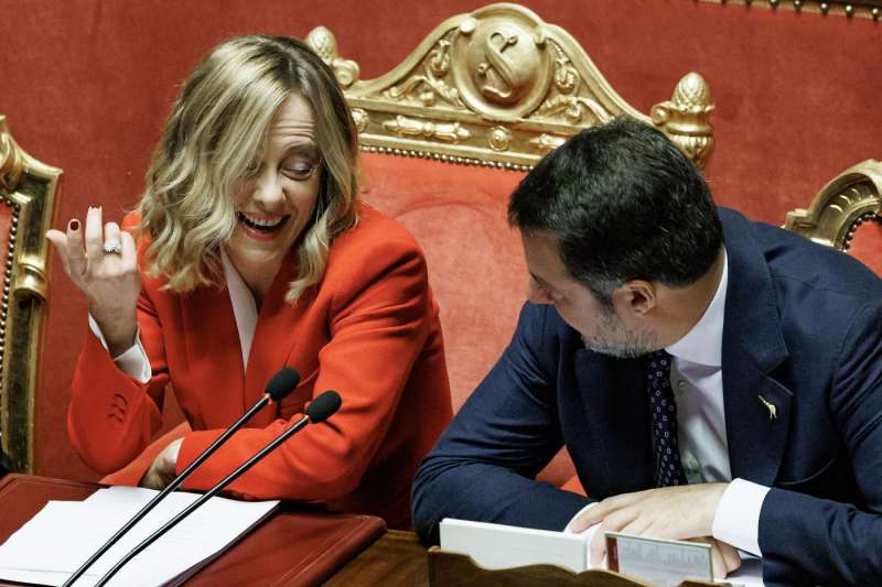 giorgia meloni e matteo salvini in senato foto lapresse.