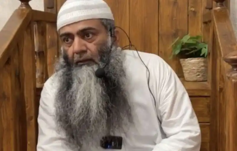 imam Zulfiqar Khan 3