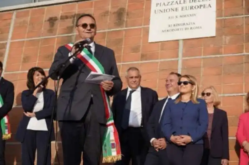 inaugurazione piazzale della unione europea a fiumicino  