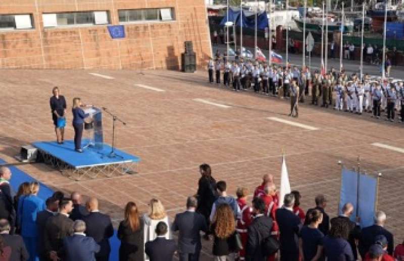 inaugurazione piazzale della unione europea a fiumicino