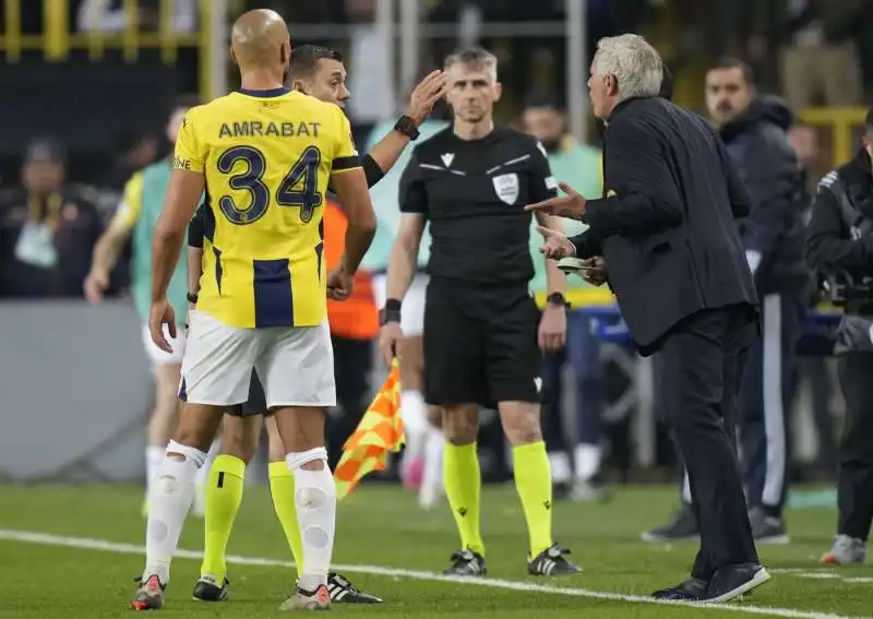 JOSE MOURINHO - FOTO LAPRESSE