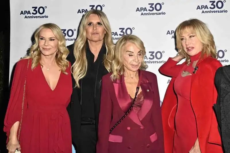 katherine kelly lang tiziana rocca francesca lo schiavo  nancy brilli