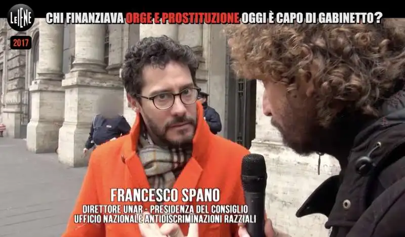 le iene   servizio su alessandro giuli e francesco spano   