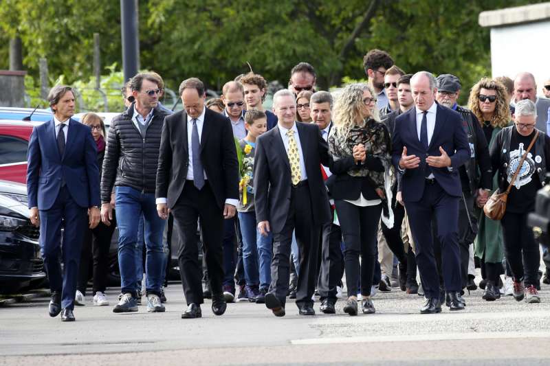 luca ciriani i genitori di sammy basso luca zaia funerale di sammy basso