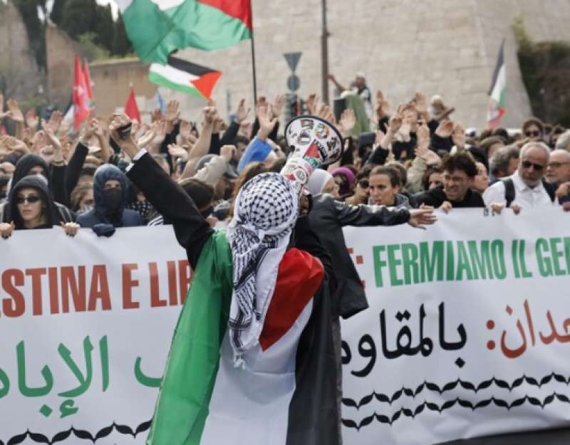 manifestazione pro palestina a roma 3