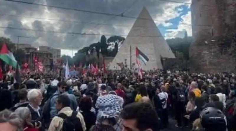 manifestazione pro palestina a roma   4