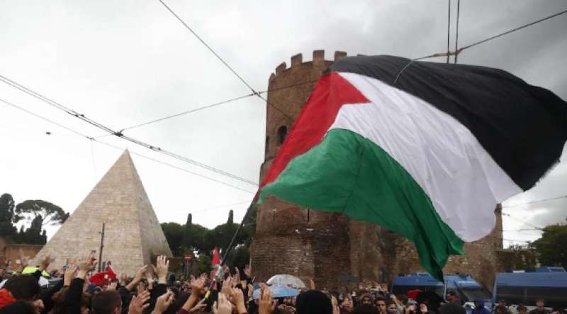 manifestazione pro palestina a roma 6