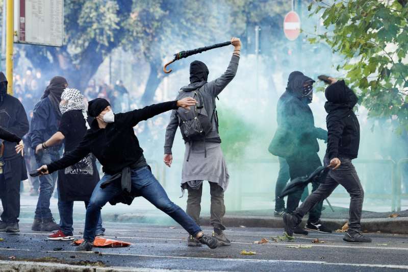 manifestazione pro palestina roma foto lapresse 30