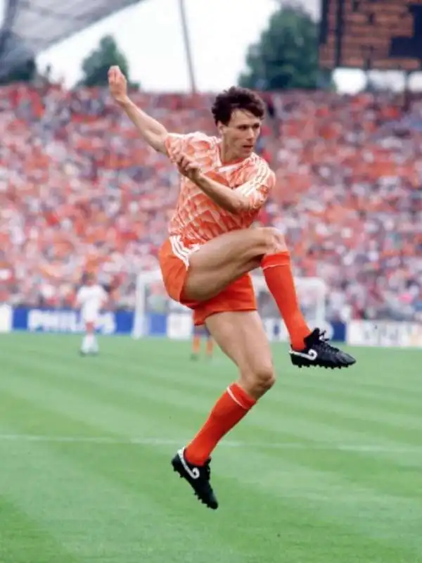 marco van basten  7