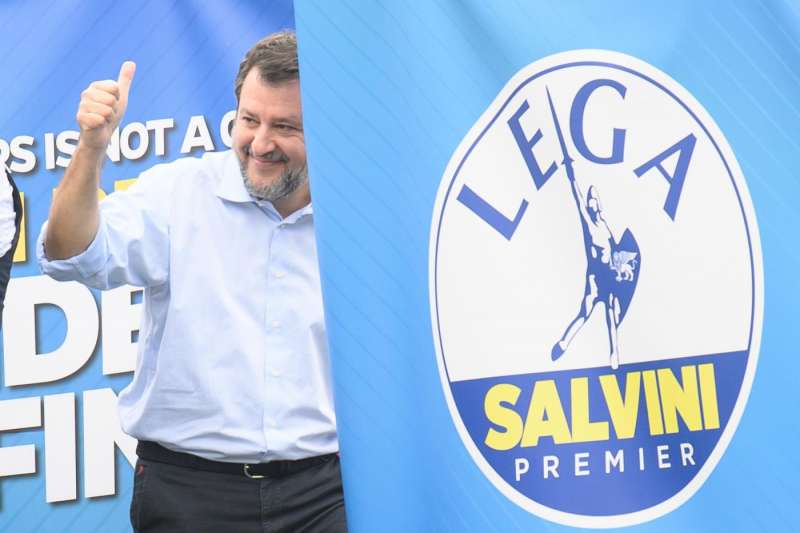 matteo salvini a pontida foto lapresse