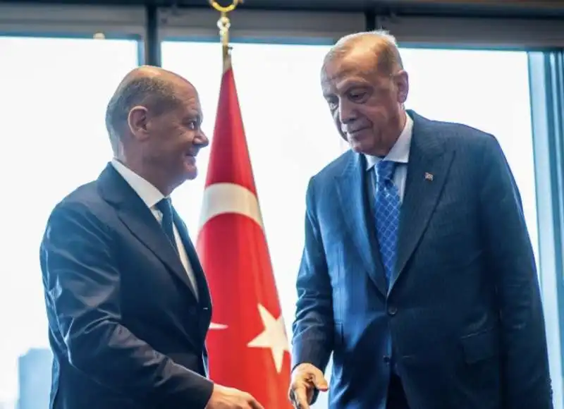 OLAF SCHOLZ - ERDOGAN - 3