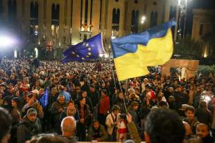 proteste in georgia dopo la vittoria di sogno georgiano foto lapresse 4