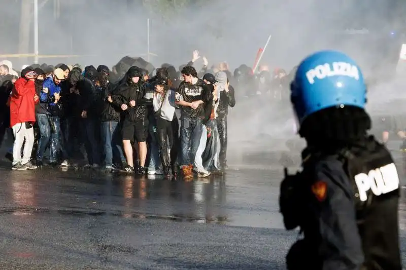 scontri alla manifestazione pro palestina di roma   foto lapresse   32