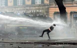 scontri durante la manifestazione pro palestina a roma