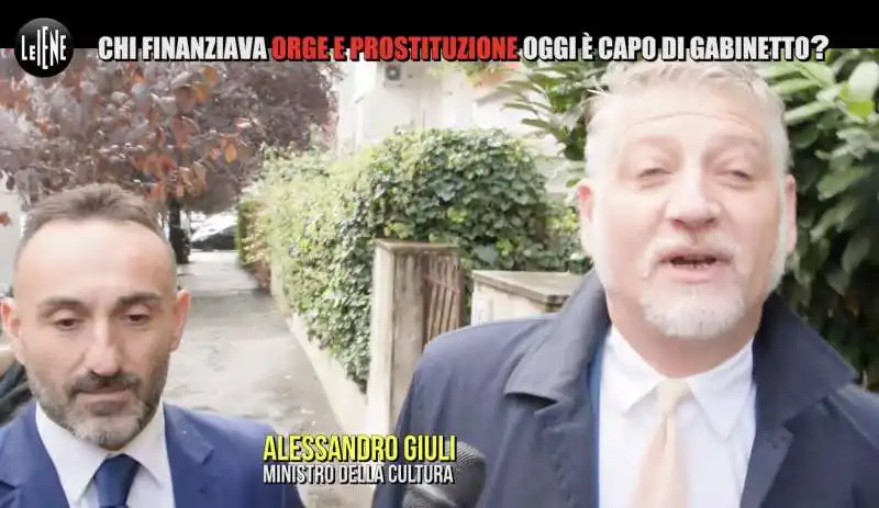 servizio delle iene su alessandro giuli   5