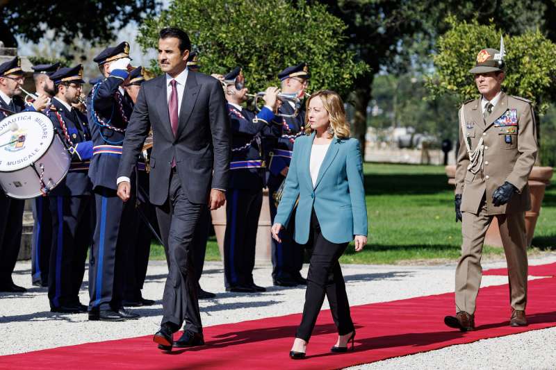 sheik tamim bin hamad al thani e giorgia meloni a villa pamphilj foto lapresse. 2.