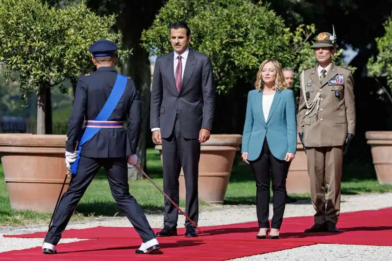 sheik tamim bin hamad al thani e giorgia meloni a villa pamphilj    foto lapresse.    