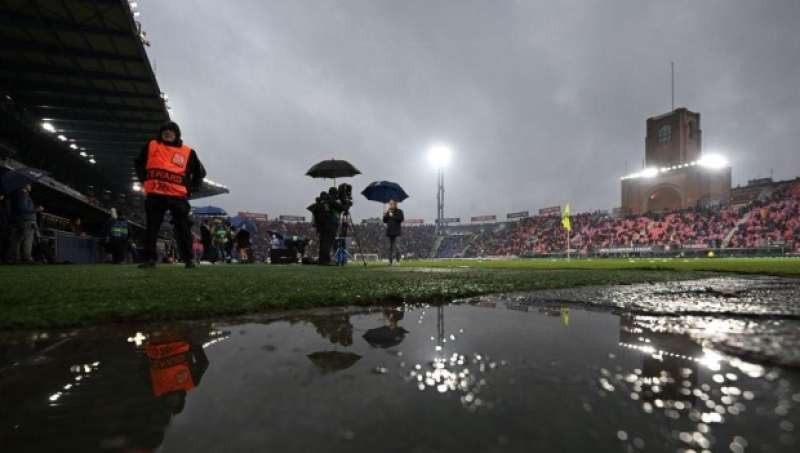 stadio dall'ara di bologna