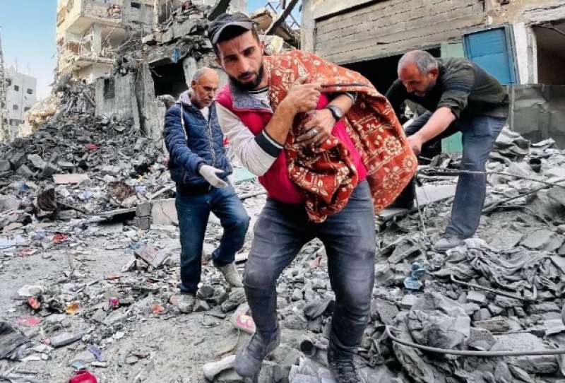 strage di civili a beit lahia a gaza 5