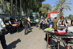 tir sulla folla a glilot a nord di tel aviv 6