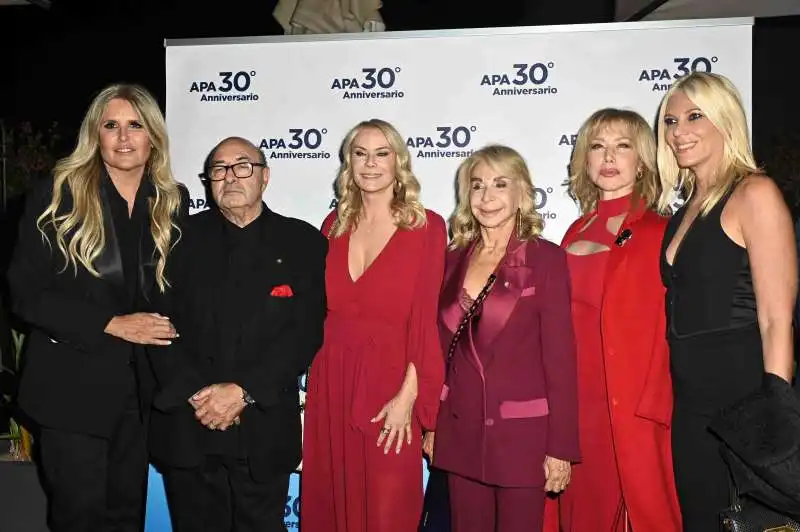 tiziana rocca dante ferretti katherine kelly lang francesca lo schiavo  nancy brilli eleonora daniele