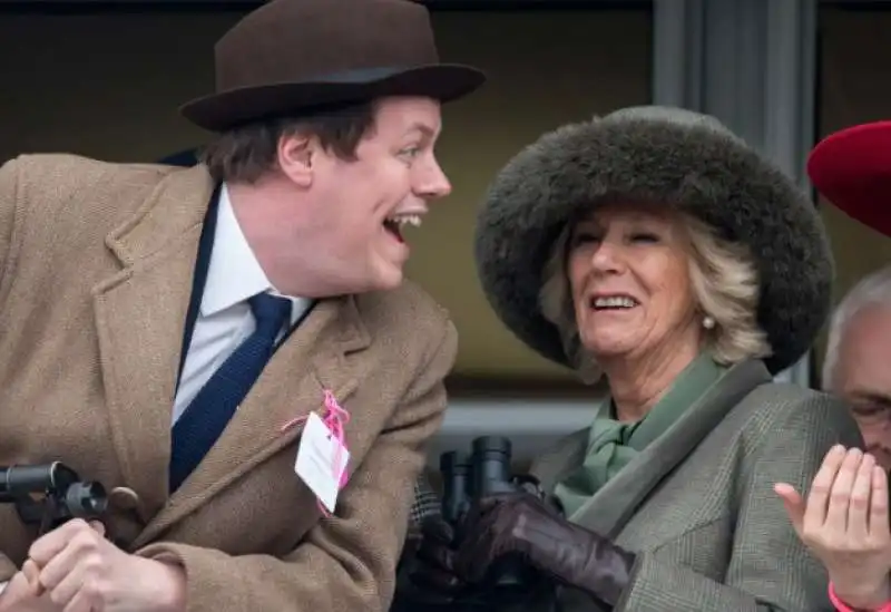 tom parkers bowles e la madre camilla 2