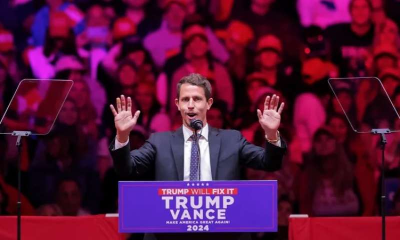 tony hinchcliffe al comizio di donald trump al madison square garden 3