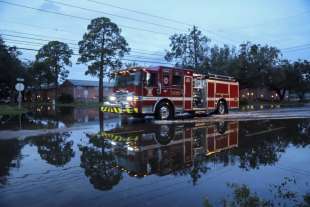 uragano milton arriva in florida foto lapresse 5