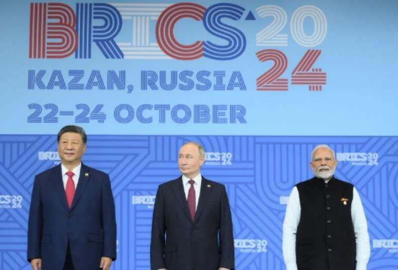 xi jinping vladimir putin narendra modi - vertice brics a Kazan