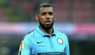 yann m'vila. 5