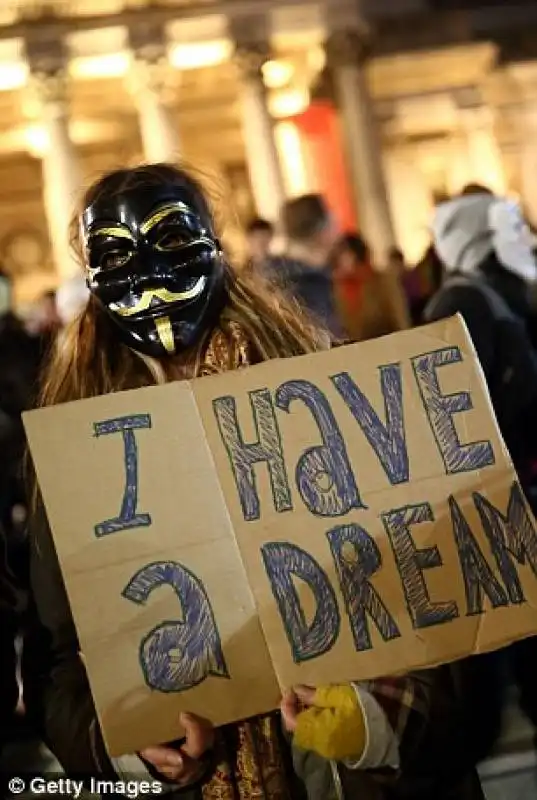 anonymous proteste a londra contro l'austerity 19