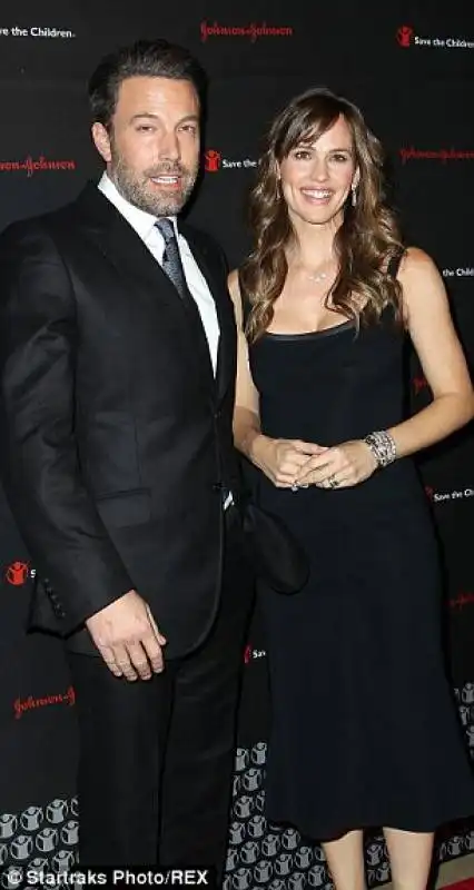 ben affleck e jennifer garner al premio di save the children